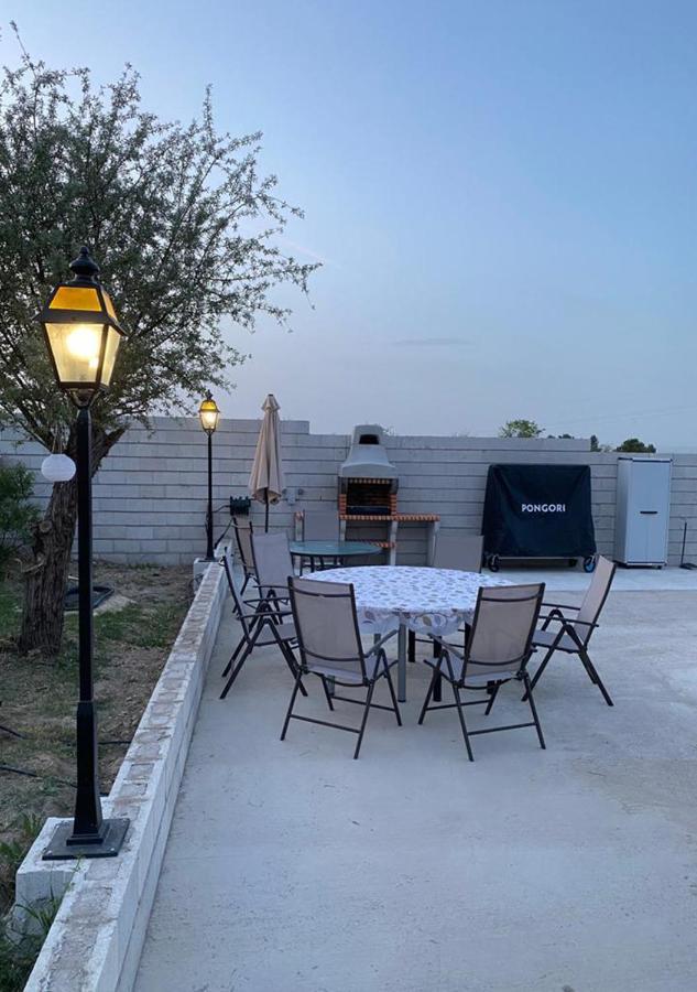 Casa Con Piscina, Villa Alarilla Fuentiduena de Tajo Екстер'єр фото